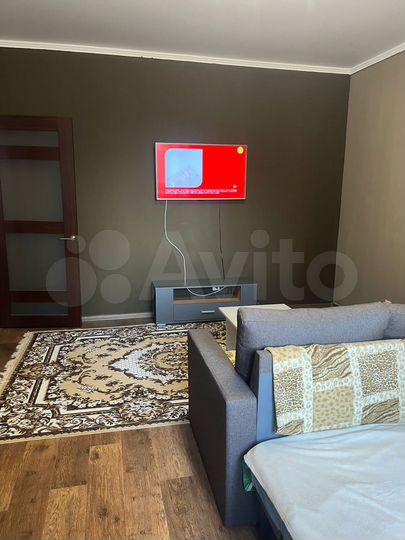 2-к. квартира, 60 м², 4/16 эт.