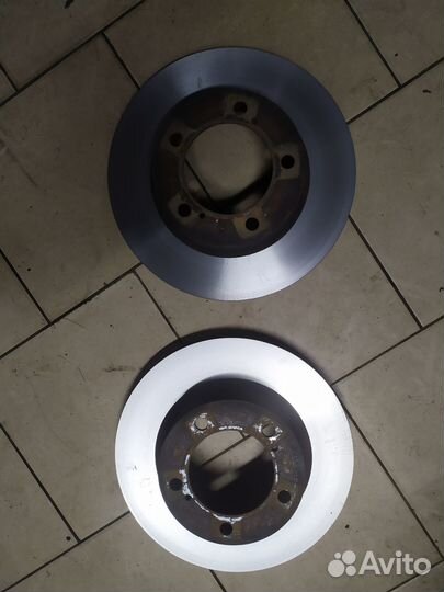 Тормозные диски передние Toyota/Lexus LC200