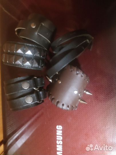 Неформальные браслеты