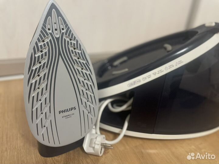 Утюг с парогенератором