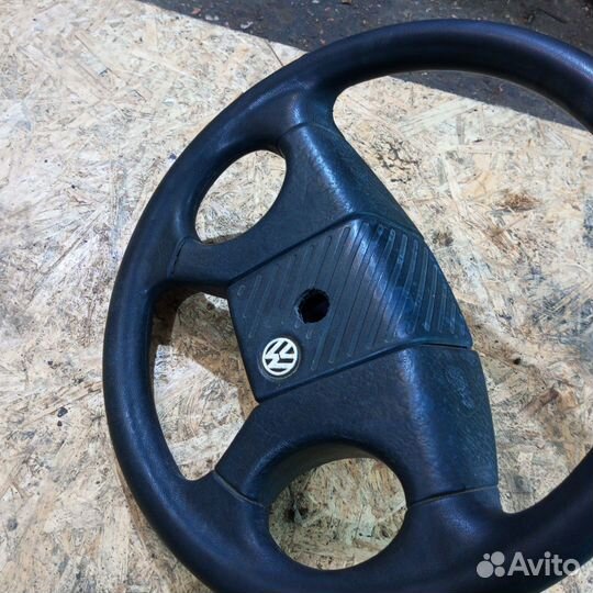 Руль volkswagen golf 2