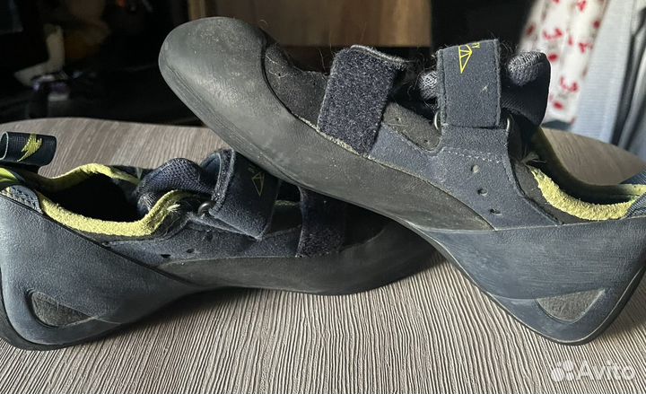 Скальные туфли Evolv Defy, black/sulphur