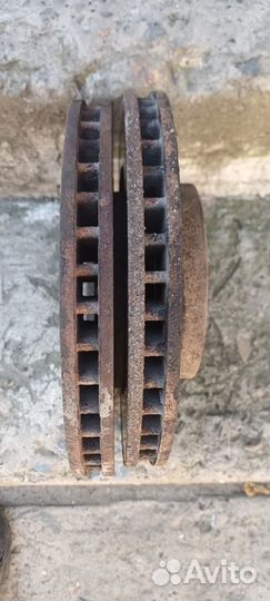 Диски тормозные