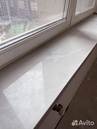 Подоконник из кварца под ключ