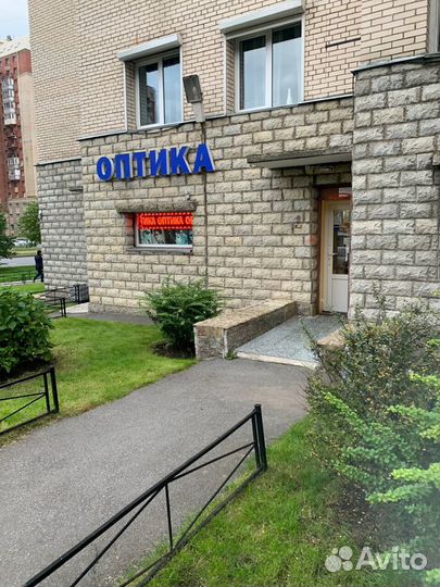 Продавец в магазин 