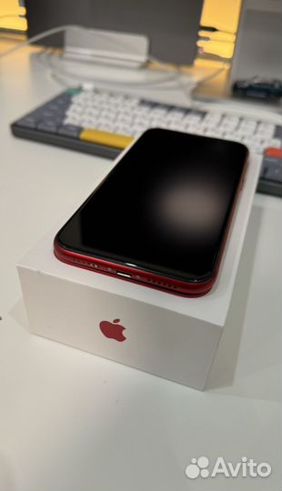 iPhone Xr, 64 ГБ