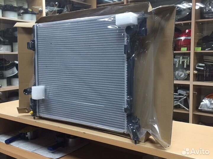Радиатор охлаждения Ниссан Кашкай/Nissan Qashqai