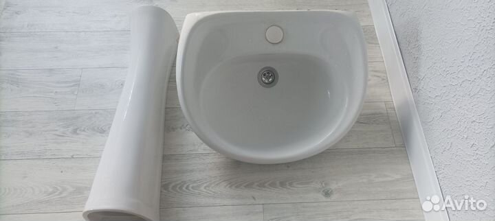 Раковина на ножке бу