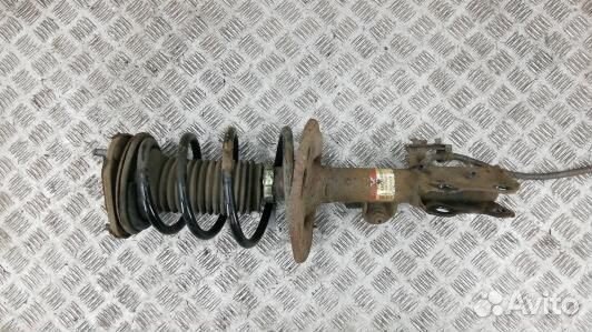 Стойка передняя левая toyota avensis T27 (HBN16K50