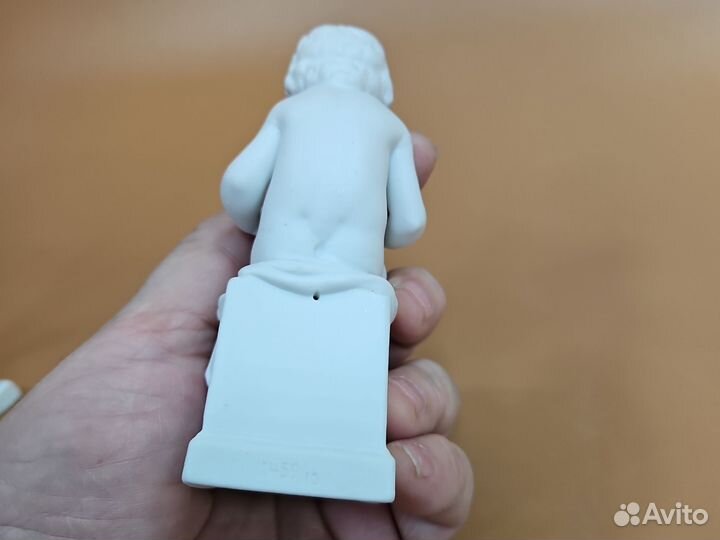 Статуэтка фарфор бисквит. Германия 12,5см