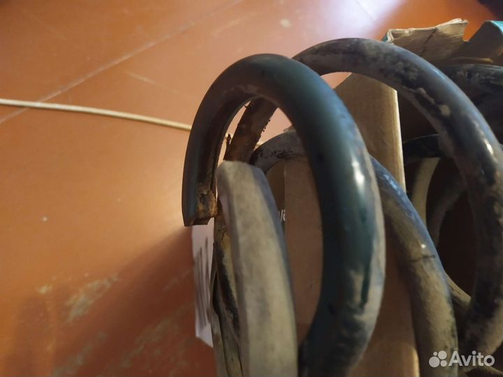 Продам пружины передние Ниссан Тиида