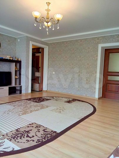 2-к. квартира, 58 м², 5/5 эт.
