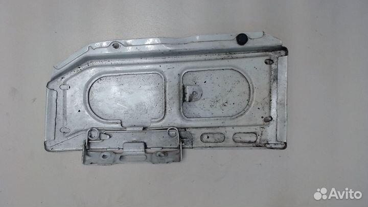 Лючок бензобака Mercedes Sprinter, 2008