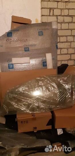 Стекло двери левой Peugeot 107, Citroen c1