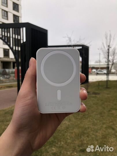 Повербанк для Айфона Bettery pack Aplle