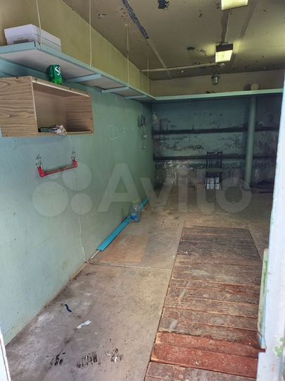 Гараж, > 30 м²