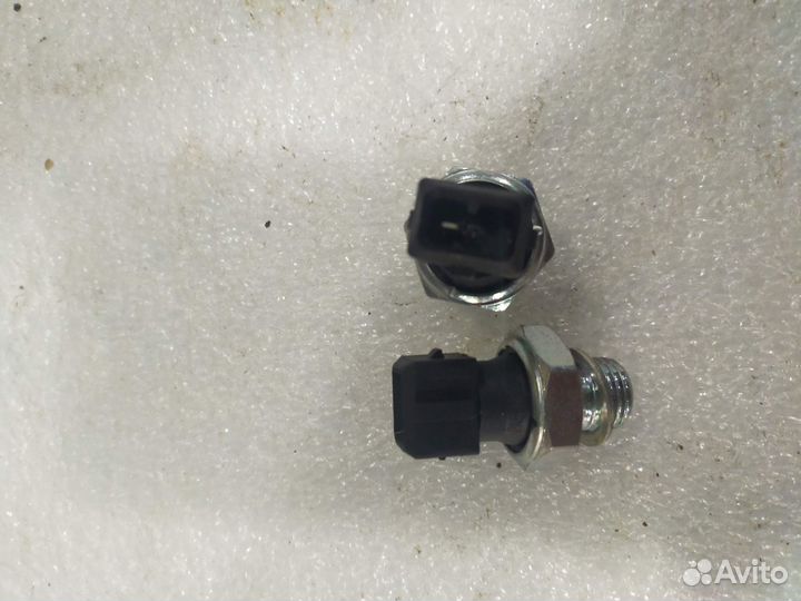 0118-2792 Датчик давления масла Bomag BW 213D4