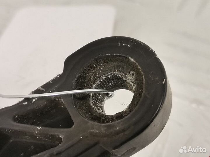 Щеткодержатель задний Renault Megane 1997