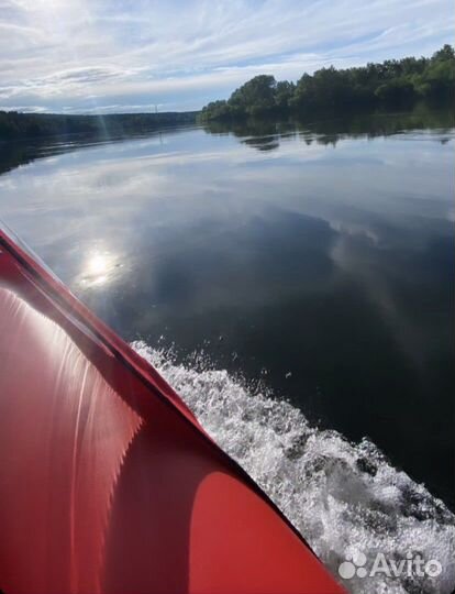 Лодка Abakan 380 Jet красно-черный