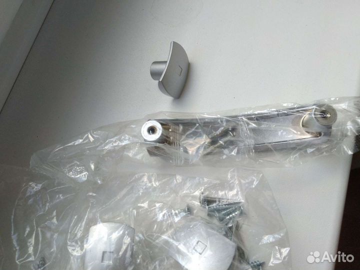 Мебельная фурнитура ручки