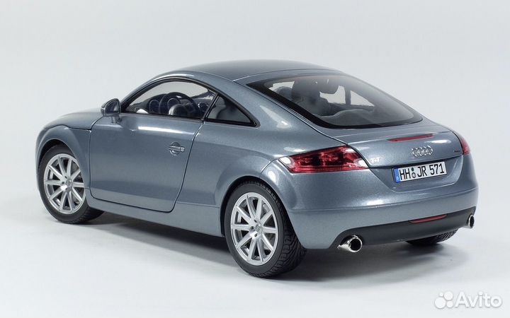 1/18 minichamps Audi TT 3.2 quattro coupe 2006