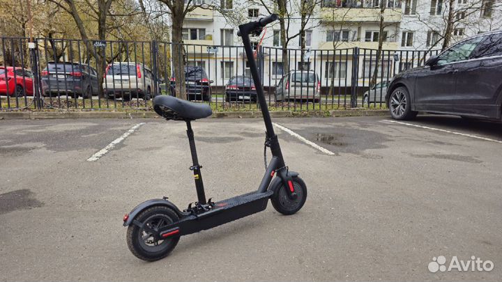 Самокат Xiaomi реплика. Сиденье в комплекте