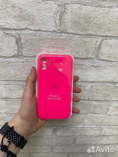 Чехол на айфон с защитой камеры iPhone 11