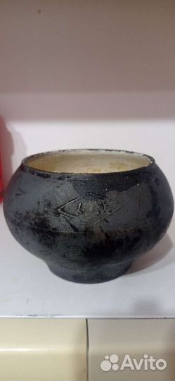 Чугунный горшок