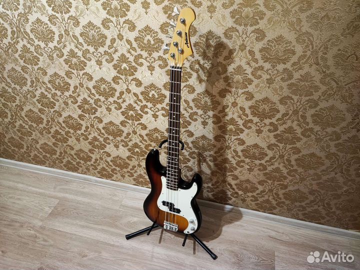 Ashtone AB-10 - бас гитара