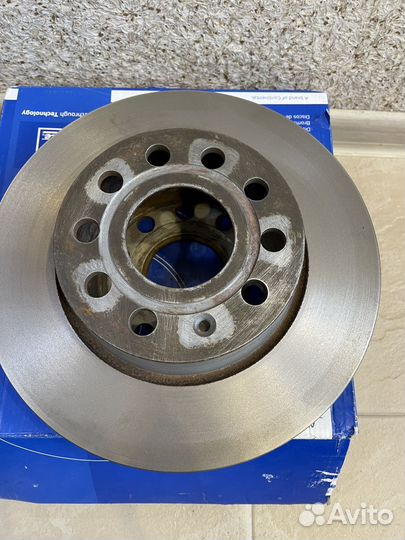 Диск тормозной задний 1K0615601AA