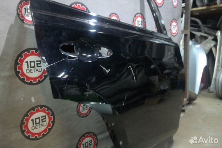 Дверь задняя правая Toyota Rav4