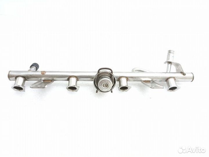 Топливная рейка (рампа) Mercedes-Benz C-Class S203