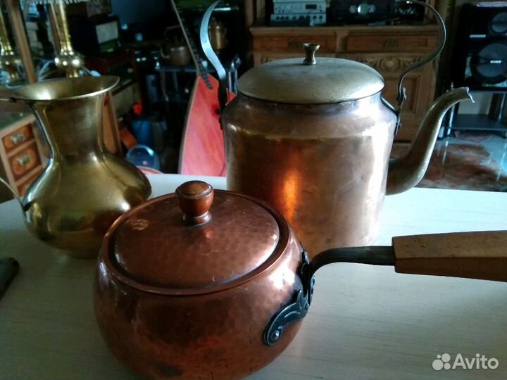Медный самовар.Медный ковш.Медные чайники