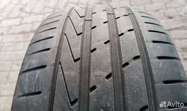 Hankook AH11 245/40 R19