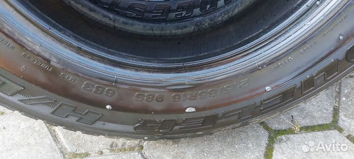 Bridgestone Dueler H/L 215/65 R16