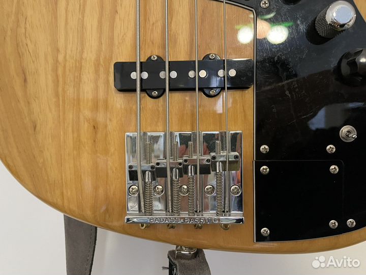 Бас гитара fender