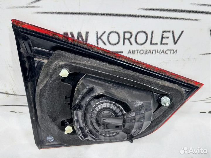 Фонарь задний внутренний правый 2013 Suzuki SX4