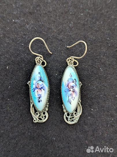 Серьги финифть цветы на голубом фоне