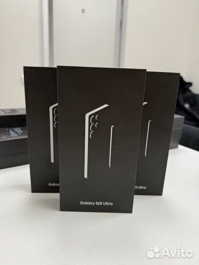 Samsung Galaxy S25 Ultra, 12/256 ГБ