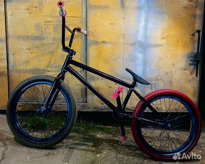 Трюковой велосипед bmx