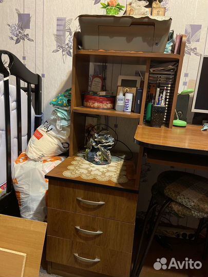 Компьютерный стол