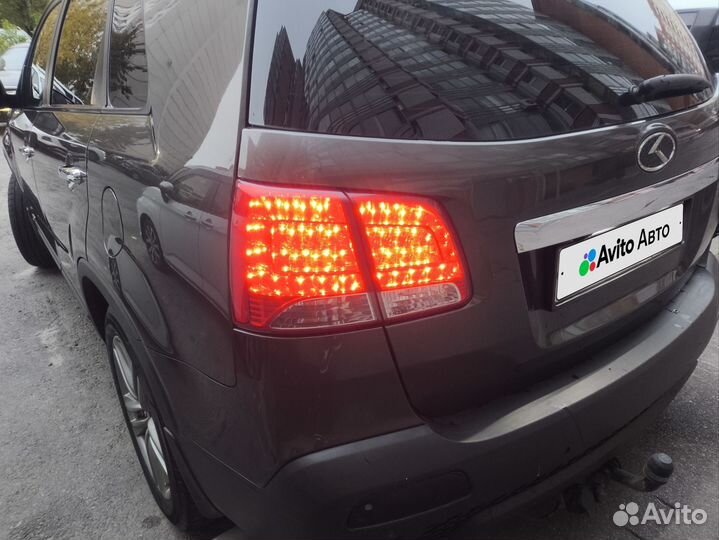 Kia Sorento 2.4 AT, 2011, 289 000 км