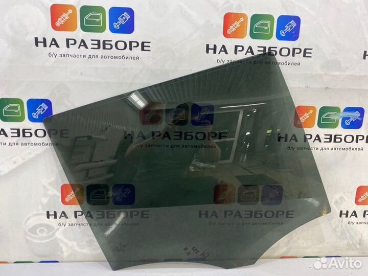 Стекло двери заднее правое Mercedes-Benz Gl-Class