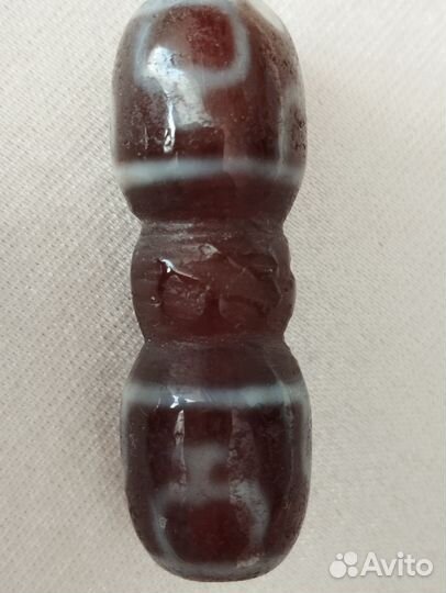 Редкая резная дзи -нектарный сосуд (8 глаз)