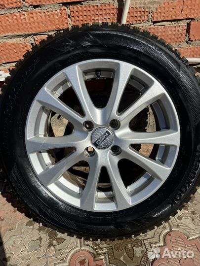 Hankook Winter I'Pike 185/65 R15