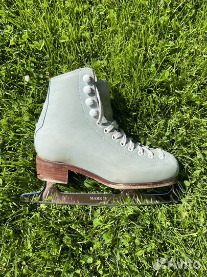Фигурные коньки + лезвия Mark IV