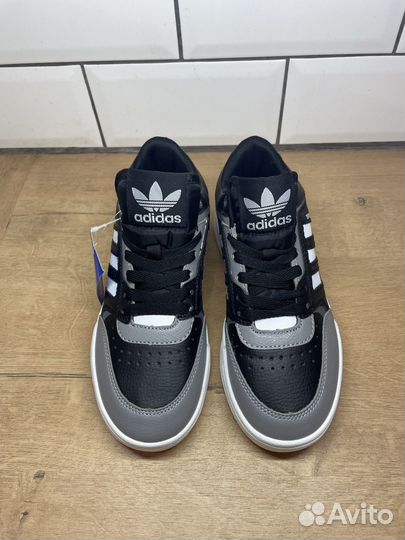 Кроссовки Adidas drop step