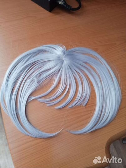 Волосы на заколках