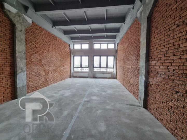 Квартира-студия, 63 м², 4/5 эт.