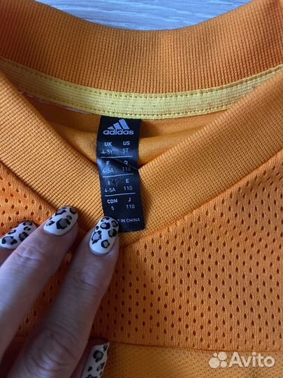 Футболка adidas